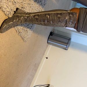 Michael kors boots
